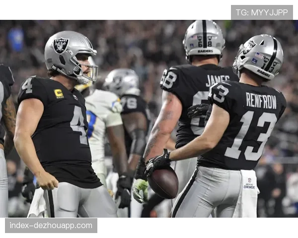 包装工跑卫雅各布斯伤愈复出 冲球83码展现顶级路面威胁